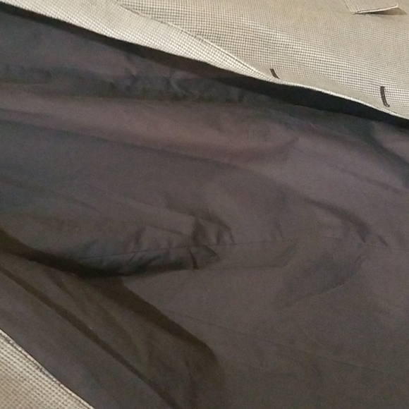 Boss Men's Blazer.  Size  44 Regular - Picture 7 of 9